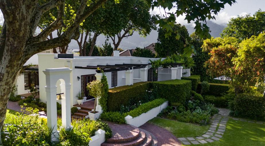 Ss Collection Claremont Gallery Manor House Exterior 21